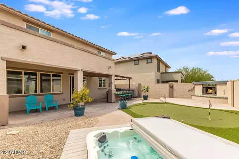 7633 S 37th St, Phoenix, AZ 85042