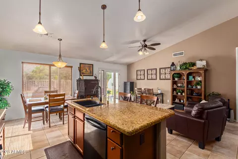 7211 E Naranja Ave, Mesa, AZ 85209 photo 17