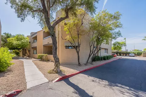 2228 N 52nd St #123, Phoenix, AZ 85008