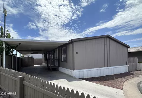 8427 W Glendale Ave #20, Glendale, AZ 85305