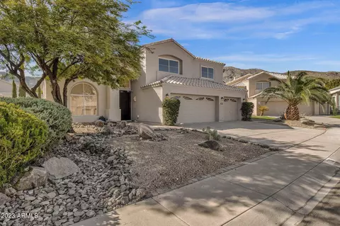 1212 E Rocky Slope Dr, Phoenix, AZ 85048