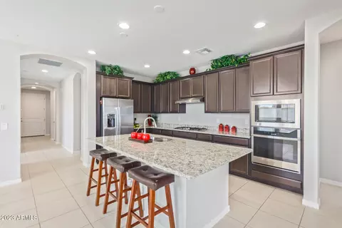 16091 W Soft Wind Dr, Surprise, AZ 85387