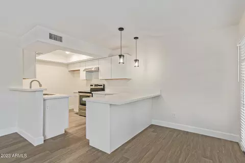 13208 N 3rd Pl, Phoenix, AZ 85022 photo 9