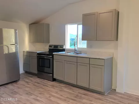 496 E Kline St, Globe, AZ 85501 photo 8