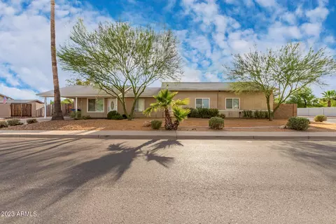 2704 N Yucca St, Chandler, AZ 85224