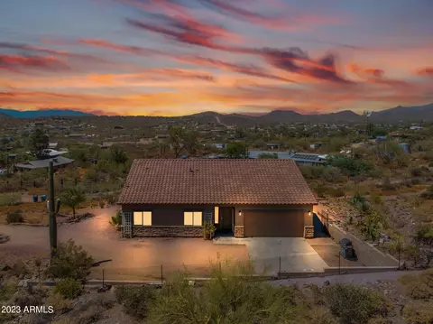 3323 W Wander Rd, New River, AZ 85087