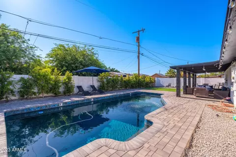 6123 N 65th Ave, Glendale, AZ 85301