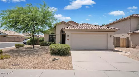 2049 E Angela Dr, Phoenix, AZ 85022 photo 2