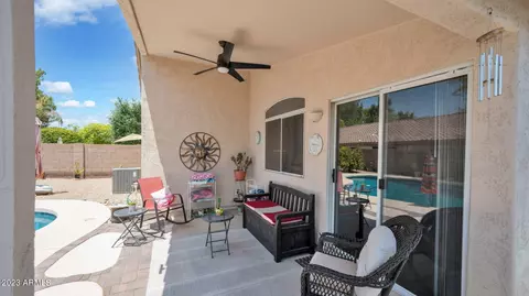 2049 E Angela Dr, Phoenix, AZ 85022 photo 7