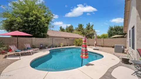 2049 E Angela Dr, Phoenix, AZ 85022 photo 5