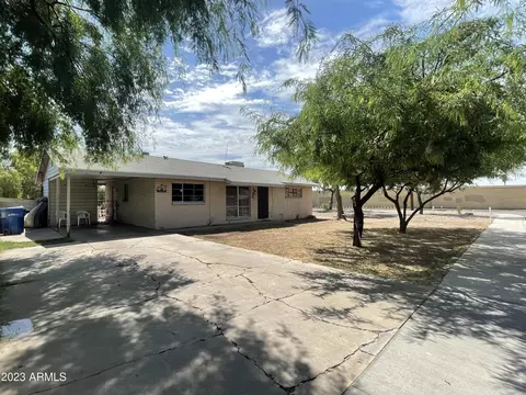 1329 N 36th Dr, Phoenix, AZ 85009 photo 5