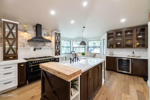 1297 E Appalachian Rd, Flagstaff, AZ 86004