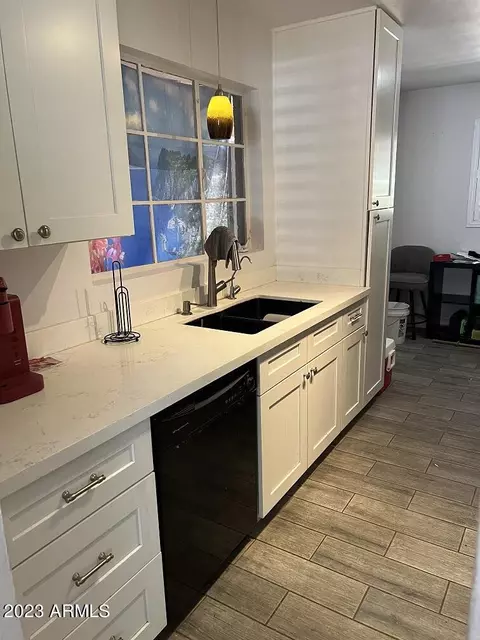 3019 Earll Dr, Phoenix, AZ 85016 photo 8