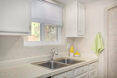 910 N Center St #12, Mesa, AZ 85201 photo 2