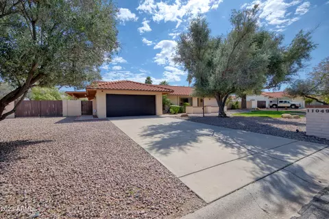 11049 N 45th Way, Phoenix, AZ 85028