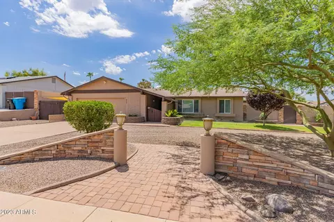 827 E Marconi Ave, Phoenix, AZ 85022 photo 3
