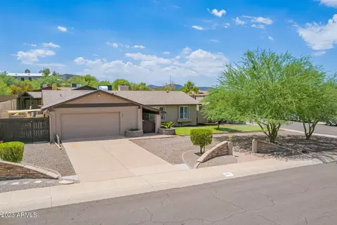 827 E Marconi Ave, Phoenix, AZ 85022
