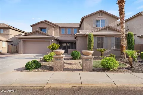 5541 W Molly Ln, Phoenix, AZ 85083
