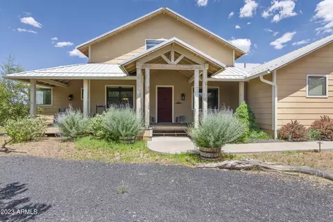 5044 Twilight Ln, Clay Springs, AZ 85923