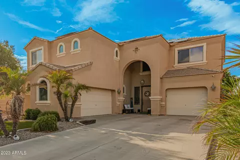 1018 E Penny Ln, San Tan Valley, AZ 85140
