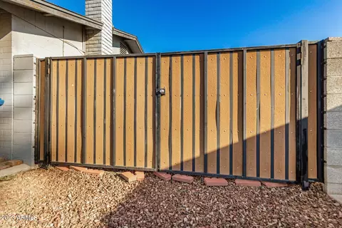 3741 W Evans Dr, Phoenix, AZ 85053 photo 12