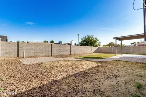 3741 W Evans Dr, Phoenix, AZ 85053 photo 9