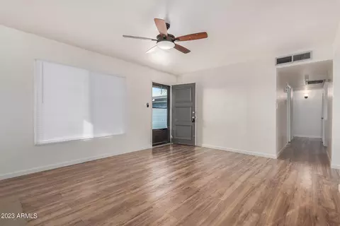 3741 W Evans Dr, Phoenix, AZ 85053 photo 13