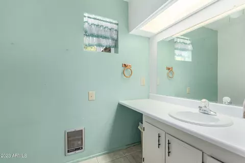1324 E Becker Ln, Phoenix, AZ 85020 photo 27