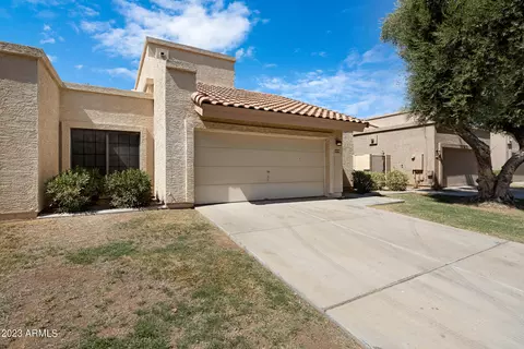 2334 W Shawnee Dr, Chandler, AZ 85224
