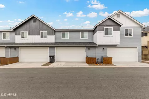12235 Solid Rock Dr, Bellemont, AZ 86015