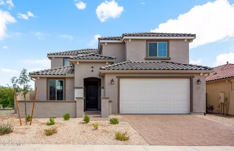 5821 N 88th Dr, Glendale, AZ 85305