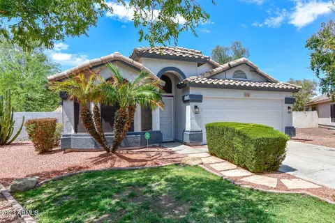 5726 W Orchid Ln, Glendale, AZ 85302