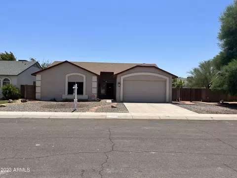 10117 W Georgia Ave, Glendale, AZ 85307