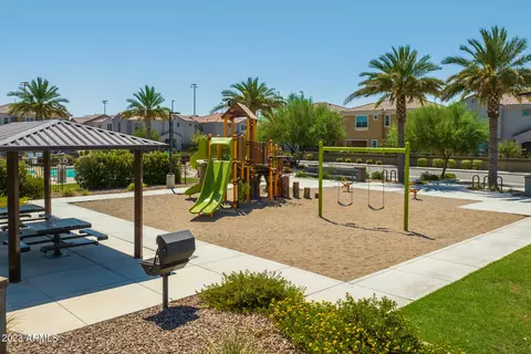 745 N Abalone Ct, Gilbert, AZ 85233 photo 34
