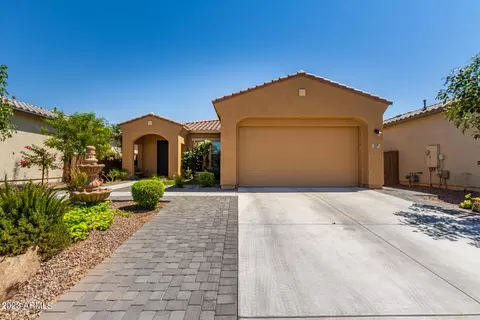 337 W Glacier Bay Dr, San Tan Valley, AZ 85140