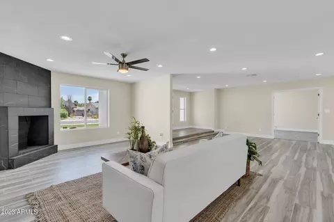 3018 E Cochise Rd, Phoenix, AZ 85028 photo 4