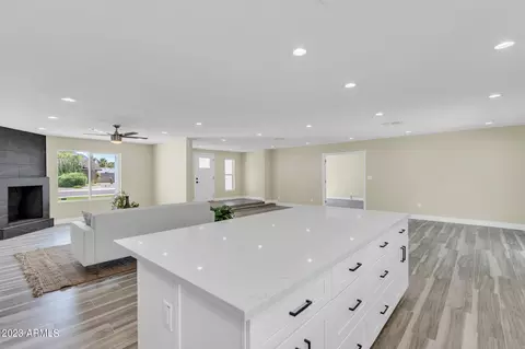 3018 E Cochise Rd, Phoenix, AZ 85028 photo 11