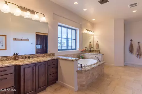 6121 E Oak Loop, Hereford, AZ 85615 photo 32