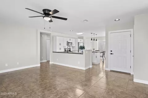 1051 W 22nd Ave, Apache Junction, AZ 85120 photo 8
