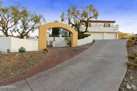 3015 E Acoma Dr, Phoenix, AZ 85032