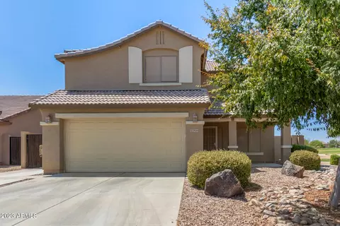 29284 N Red Finch Dr, San Tan Valley, AZ 85143