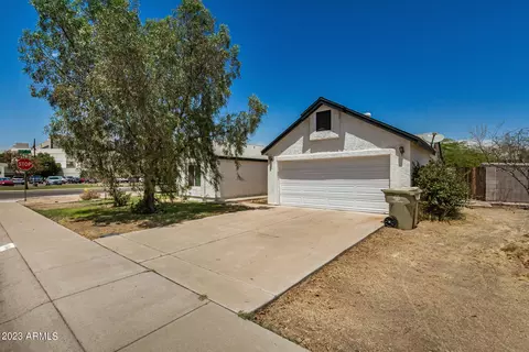 5444 W Eugie Ave, Glendale, AZ 85304