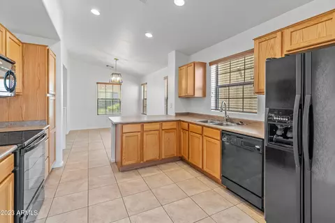 3268 E Franklin Ave, Gilbert, AZ 85295 photo 6