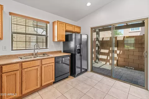 3268 E Franklin Ave, Gilbert, AZ 85295 photo 4