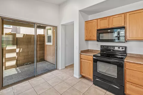 3268 E Franklin Ave, Gilbert, AZ 85295 photo 8