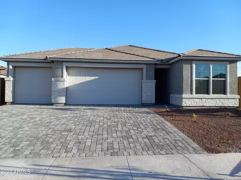 17873 W Red Fox Rd, Surprise, AZ 85387