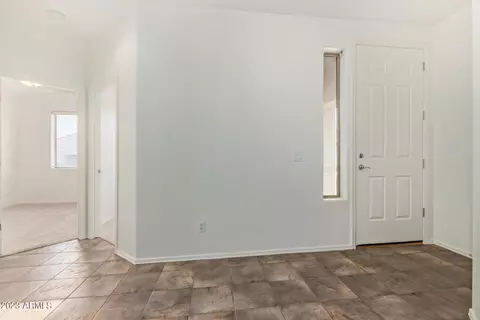 6717 E Regina St, Mesa, AZ 85215 photo 4