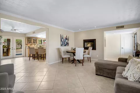 2257 N 77th Pl, Mesa, AZ 85207 photo 9