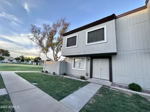 1012 E Diamond Dr, Tempe, AZ 85283