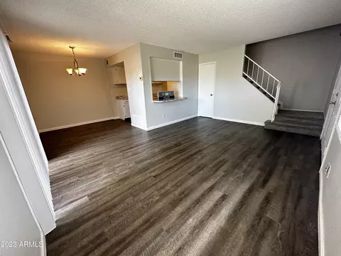 1012 E Diamond Dr, Tempe, AZ 85283 photo 2